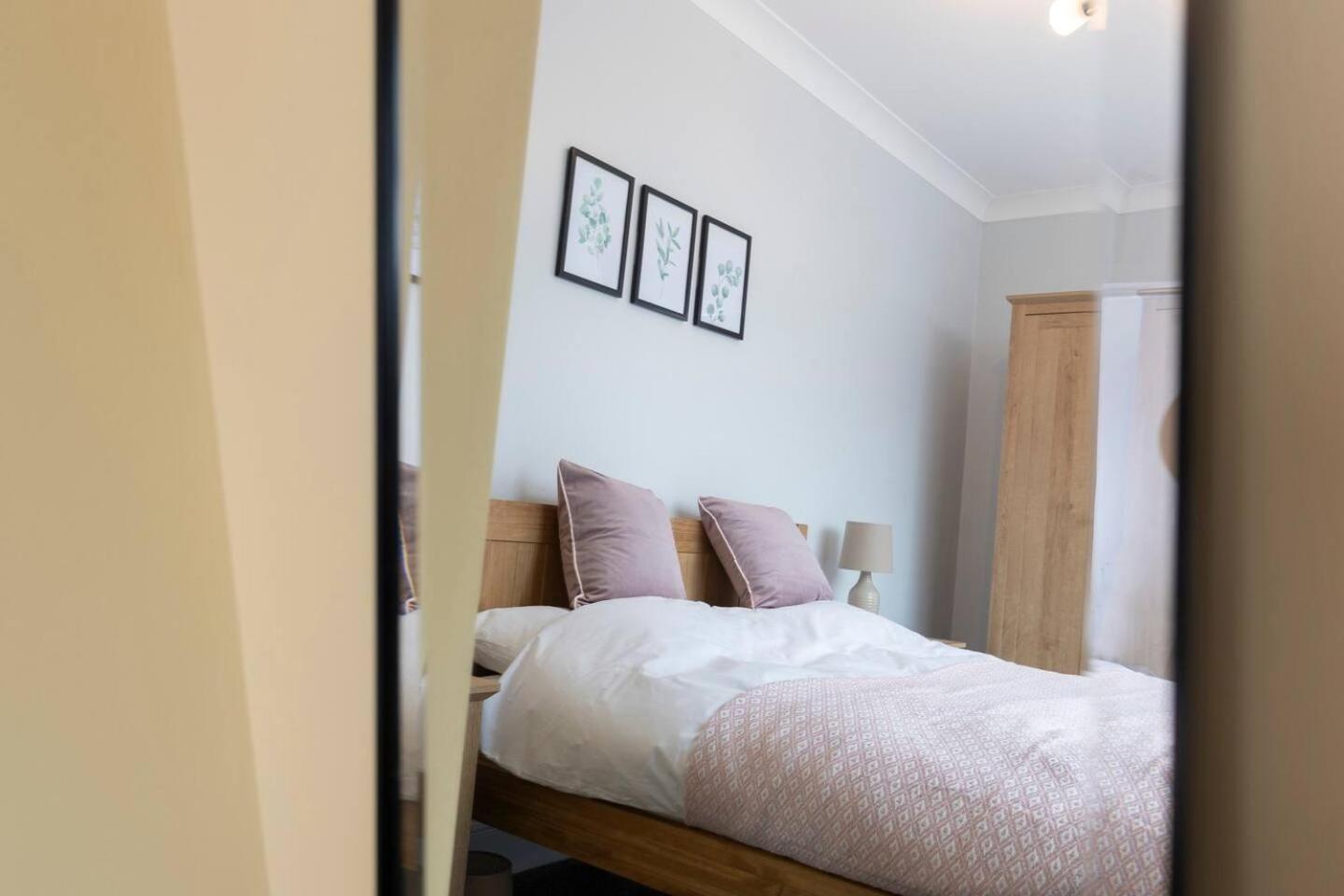 Modern 2 Bedroom Perfect For Family Friends And Workers South Shields Exterior foto